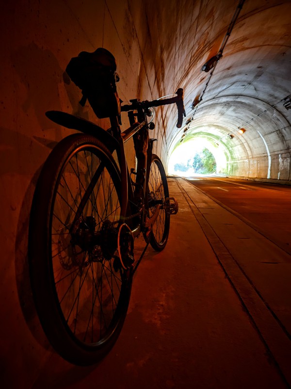 三ヶ根山のトンネル