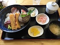 日出の海鮮丼