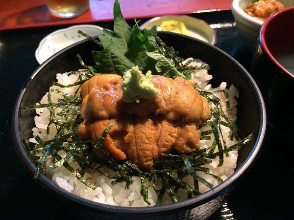 ランチでウニ丼