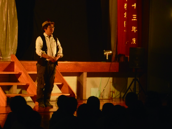 学校での訪問公演