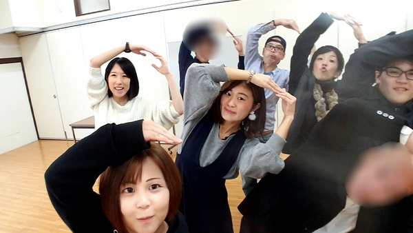 ぴよすとの決めポーズです(P)