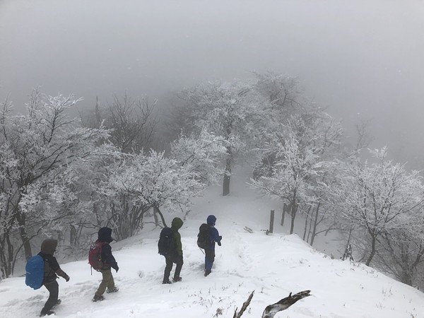 冬季英彦山登山風景