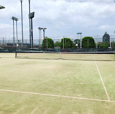 テニスを楽しみましょう