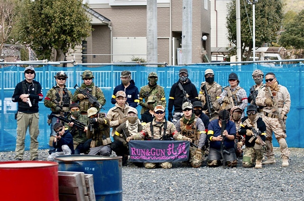 ふぁくとりー乱銃貸切