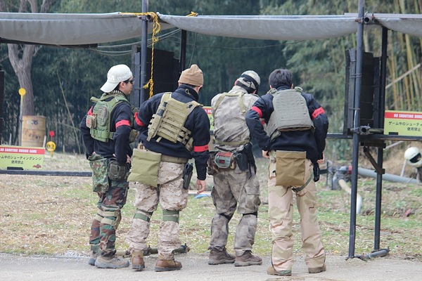 シューティングレンジで試射です