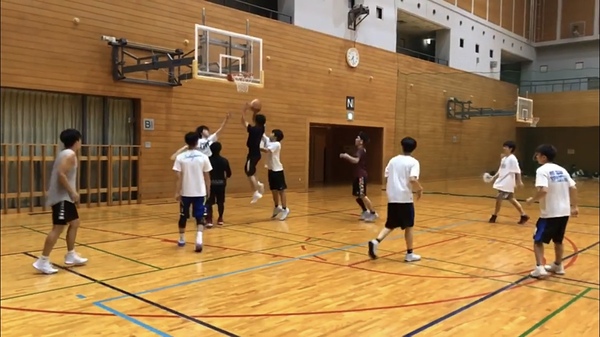 新規メンバー募集中 大阪のバスケチーム Panthers サークル スポーツやろうよ 新規メンバー募集中 大阪のバスケチーム Panthers サークル スポーツやろうよ