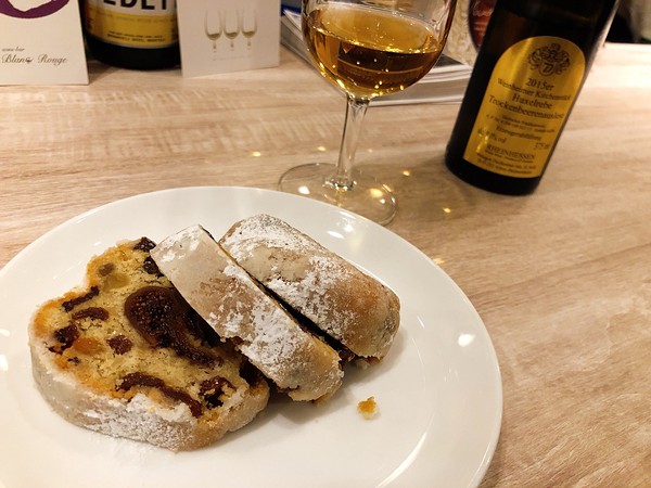 二次会一人でワインバー写真①