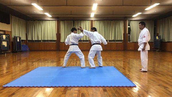 新規メンバー募集中!和歌山の空手チーム「空手道葵会 和歌山 ...