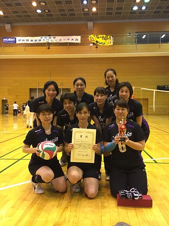 新規メンバー募集中 東京のバレーボールチーム 西戸山アゼリア ９人制 ママさんバレーチーム スポーツやろうよ