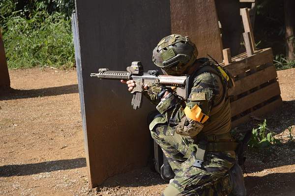 バリケードで🔫