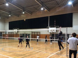 たま〜にする アタック練習🏐