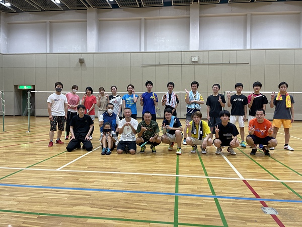 新規メンバー募集中 兵庫のバドミントンチーム 明石バドミントン倶楽部 スポーツやろうよ