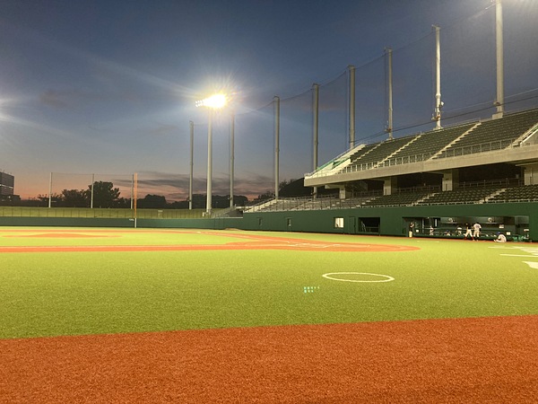 夜もやってます⚾️