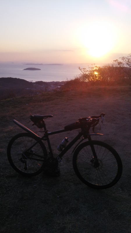 夕日の三ヶ根山スカイライン