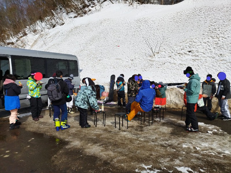 お昼を節約したい方は車で昼ご飯