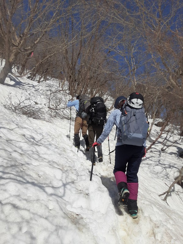 快晴でまぶしかった安達太良山