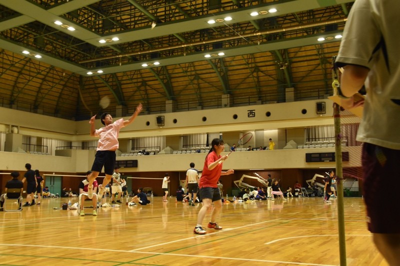 中級者以上のダブルスができる方