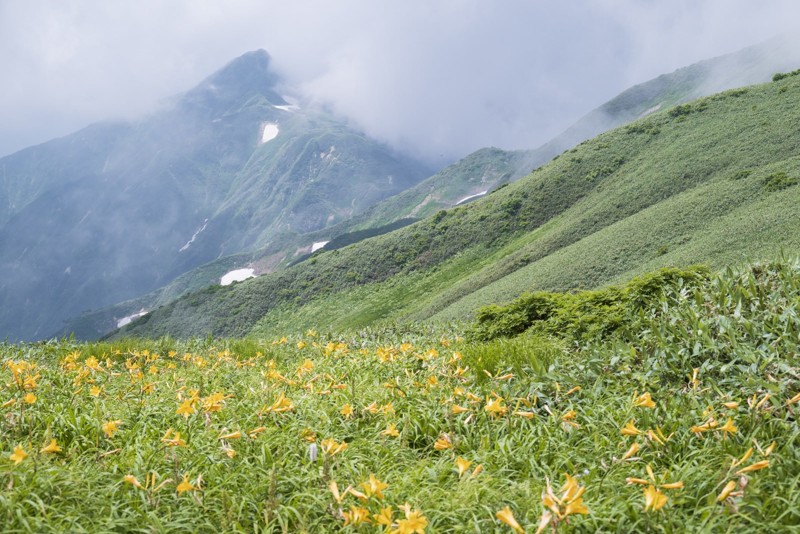 飯豊山