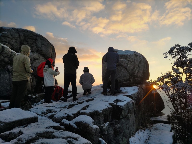 年始朝駆けご来光登山　宝満山