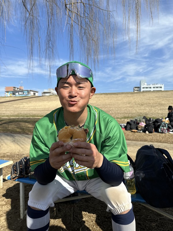 試合に勝ったあとの飯は最高だぜ