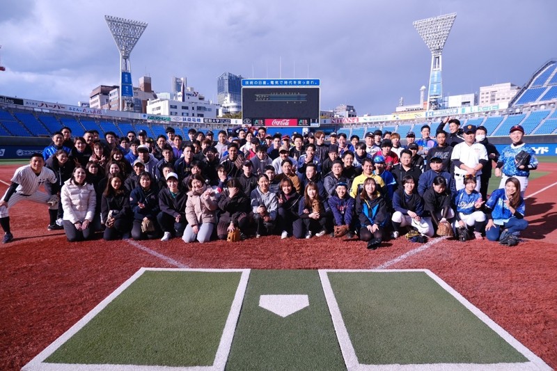 浜スタ貸切で野球もやりました！