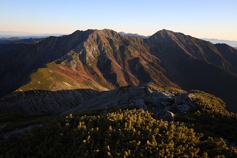 荒川3山。赤石岳より