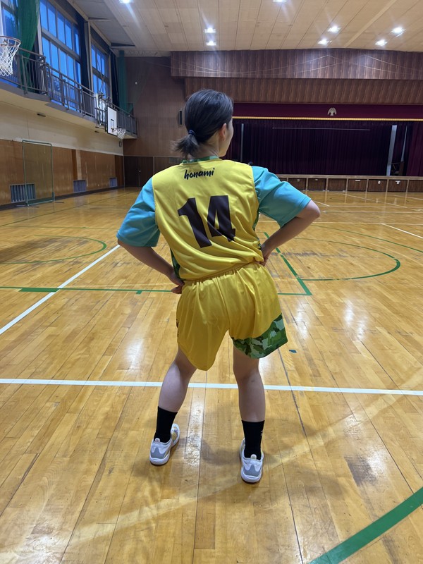 新しいユニフォームつくりました
