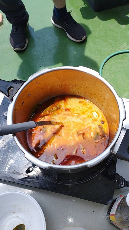 Cooking Tom Yum