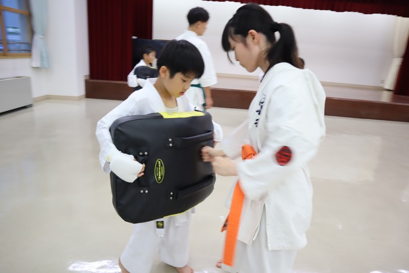 子供から大人まで出来る空手です