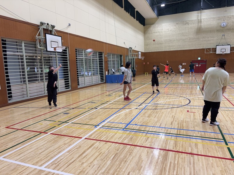 未経験女子サーブ！！🏐