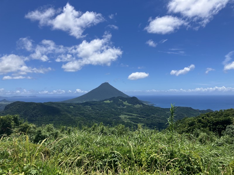 大野岳から見える開聞岳