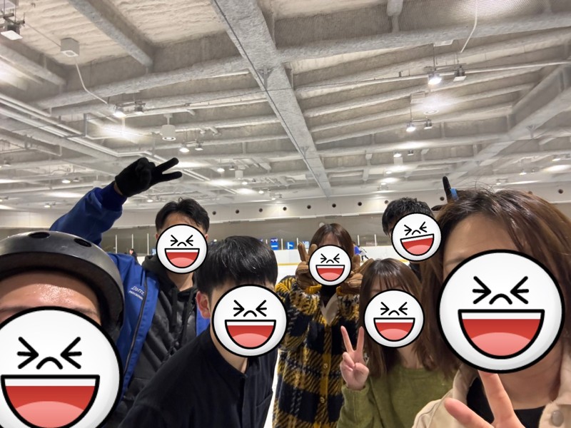 スケートを楽しむ