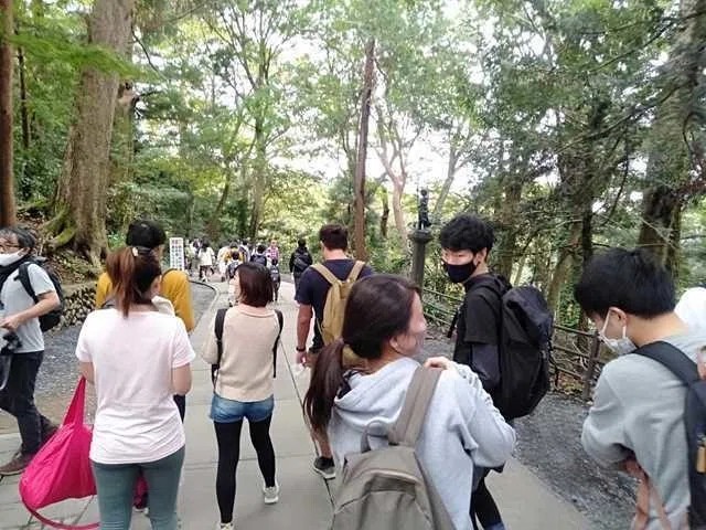 高尾山ハイキング