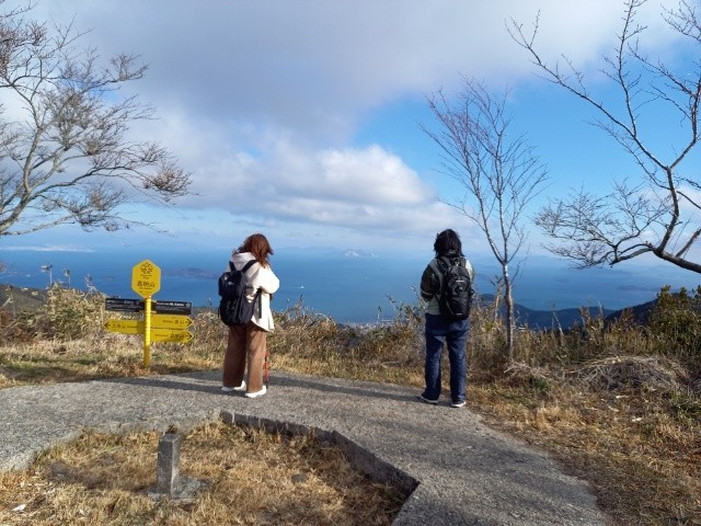 瀬戸内アルプス⛰️いろり山賊