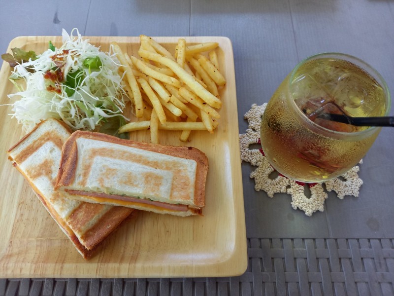 叶岳⛰️しあわせ駅☕