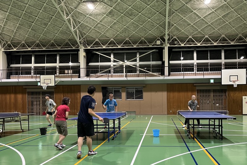 新しい床で綺麗です。