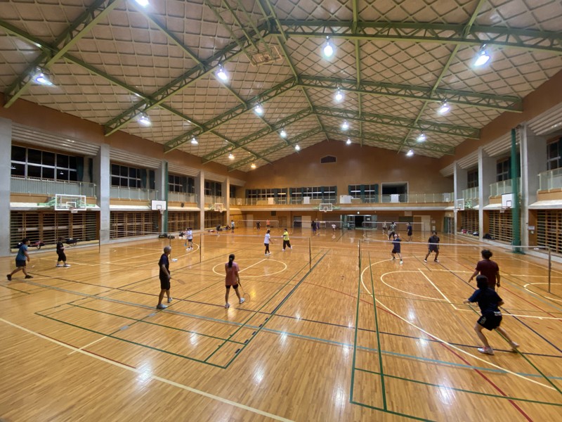 6コート♪ 毎週約30名参加❤