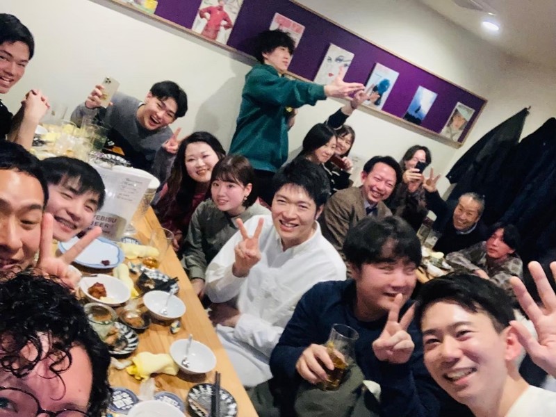 飲み会で親睦を深めたり!