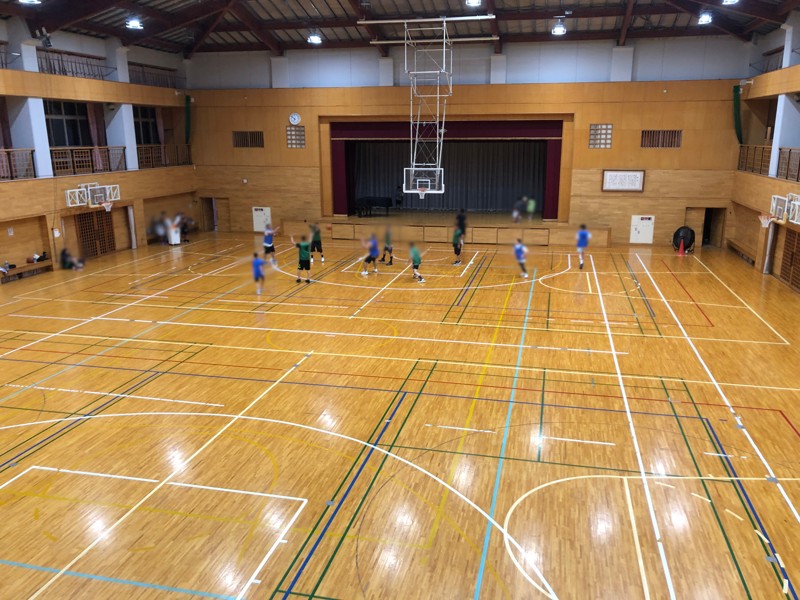 チーム分けはビブスを使用！