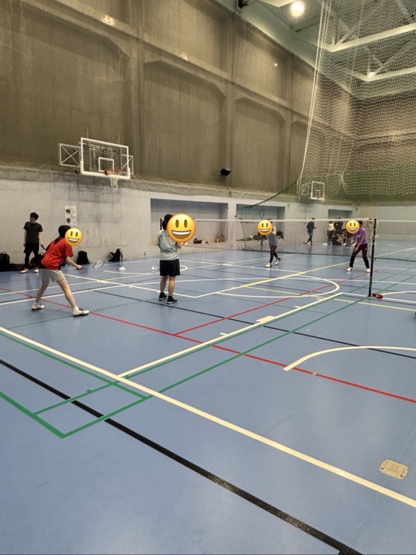 バドミントンの風景