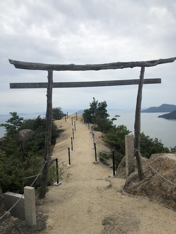 小豆島の重岩。