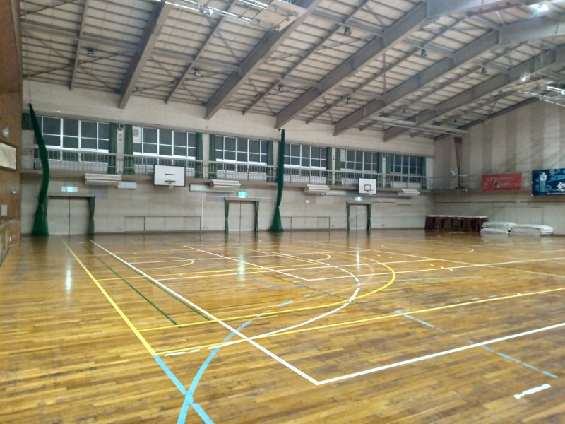 八王子中学校の体育館