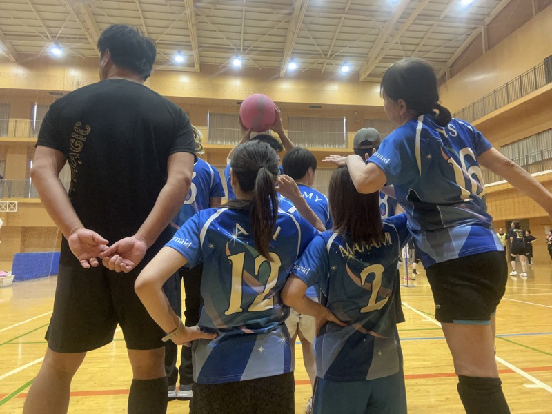 みんな和気あいあいとしています