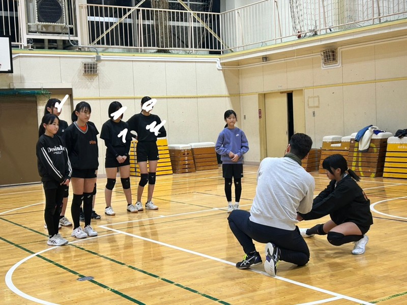 中学生が参加してくれました