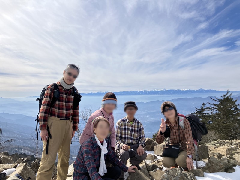 雷岩と南アルプス
