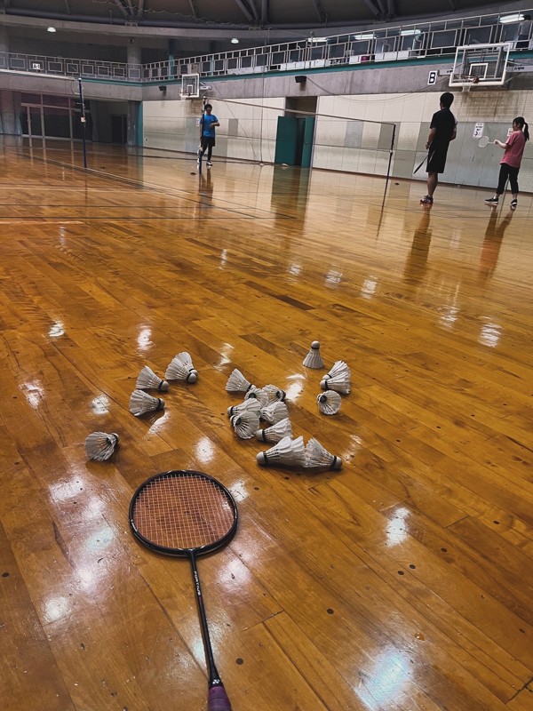 バドミントン