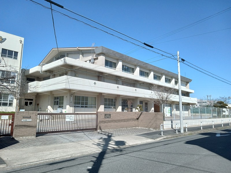 月曜日名南中学この正門から入る