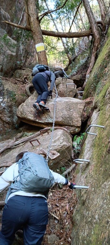 26年3月1三倉岳ヘ