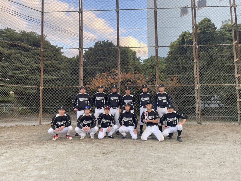 写真撮る人離れすぎ