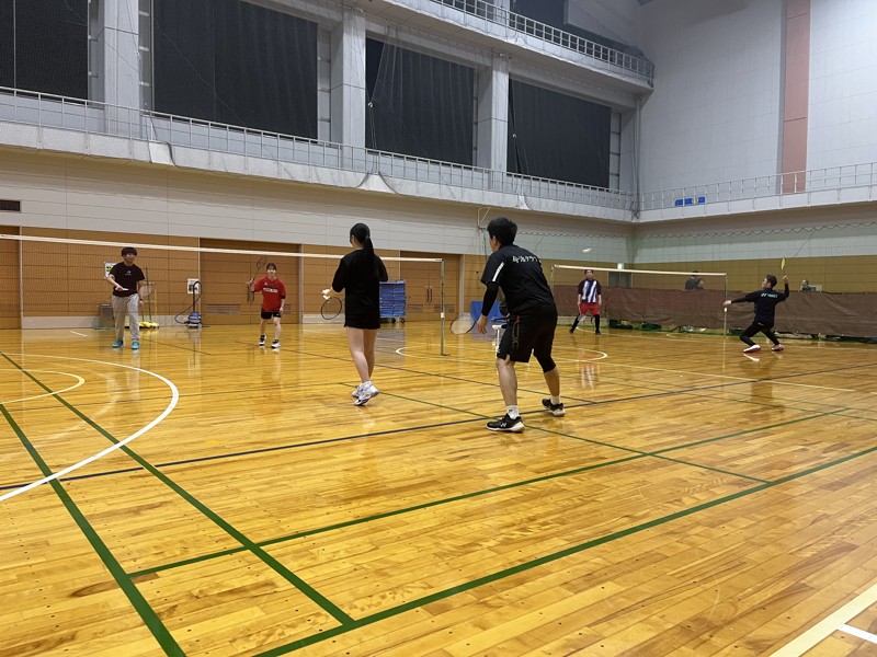 二面使って、ゲームしています。
